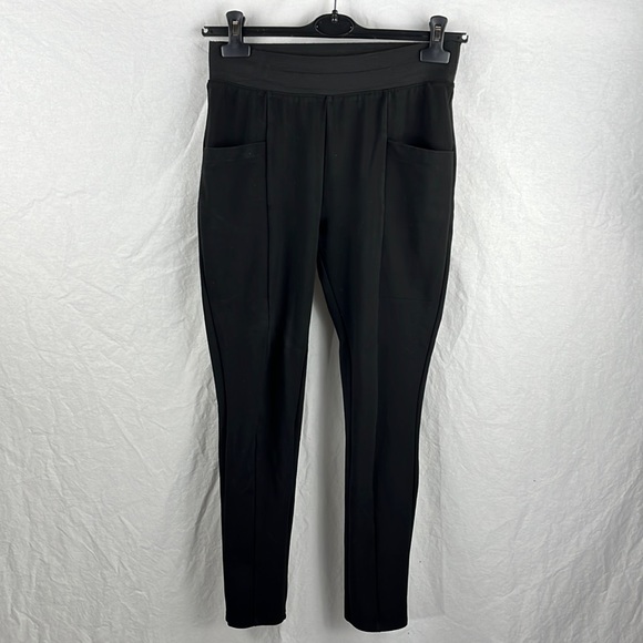 Banana Republic Pants - Banana Republic small legging pocket